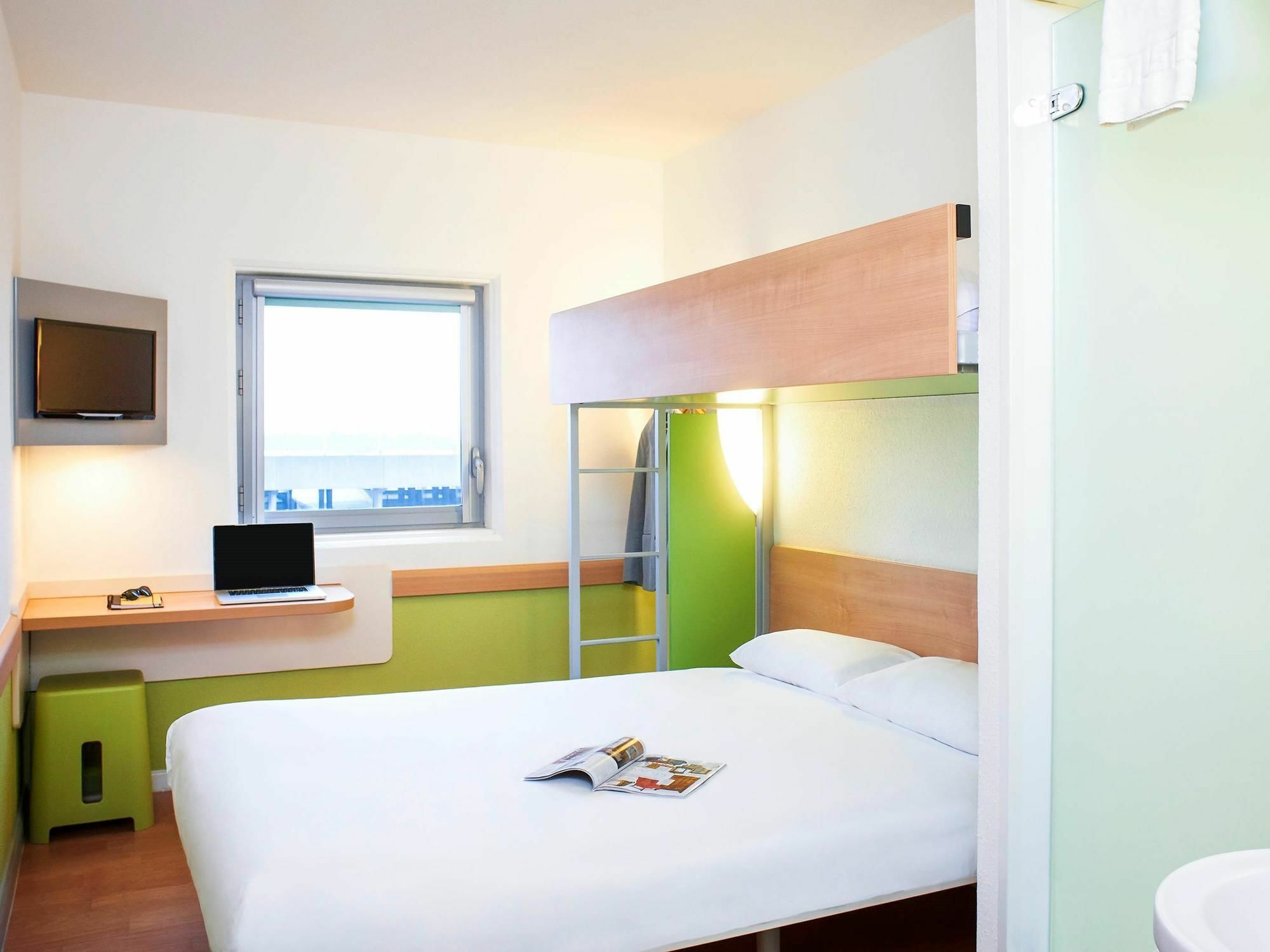 Hotel Ibis Budget Birmingham Airport Terminal Building - Nec Bickenhill